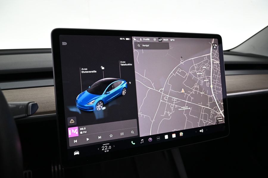 Tesla Model 3 vaihtoauto