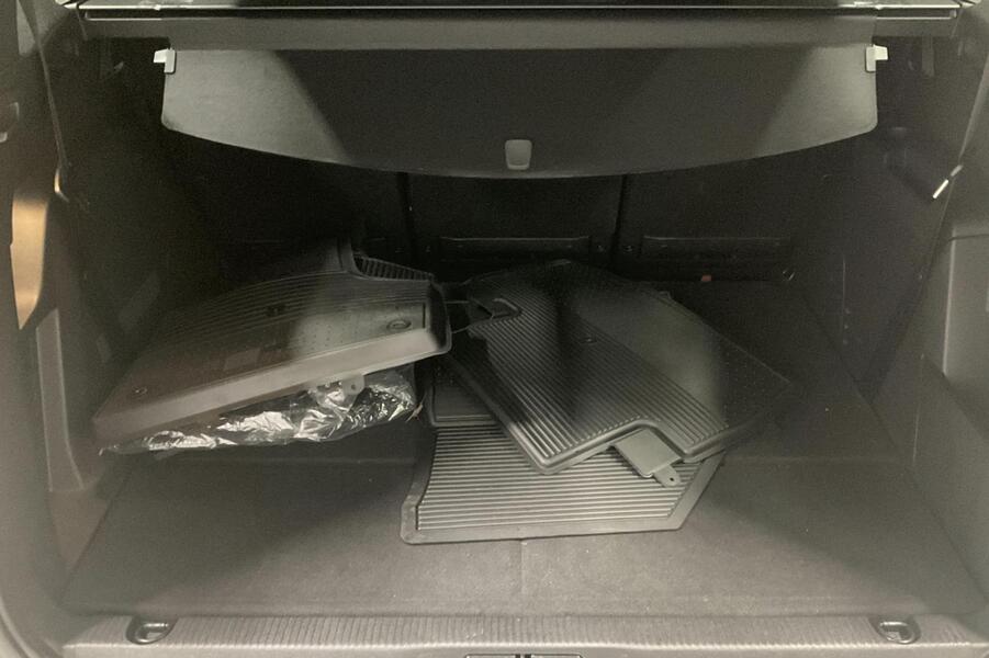 Peugeot 5008 vaihtoauto