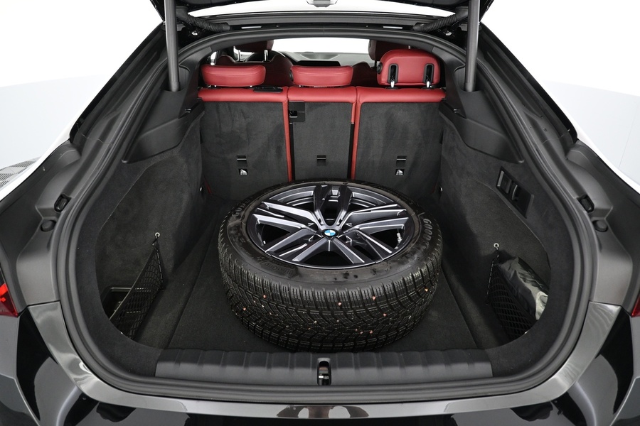 BMW M440i vaihtoauto