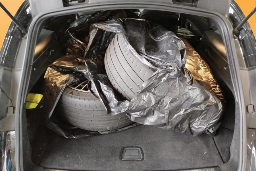 Mercedes-Benz EQC vaihtoauto