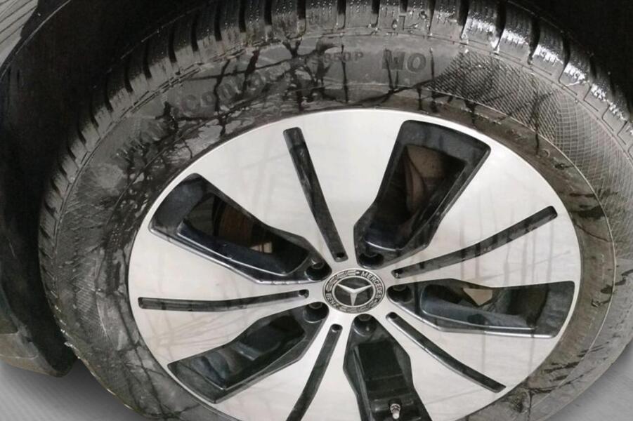 Mercedes-Benz EQC vaihtoauto