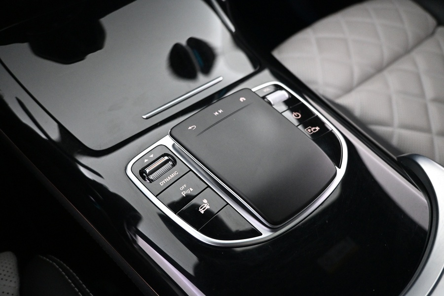 Mercedes-Benz EQC vaihtoauto