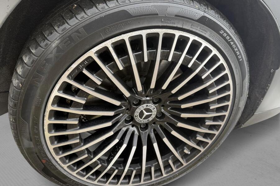 Mercedes-Benz EQC vaihtoauto