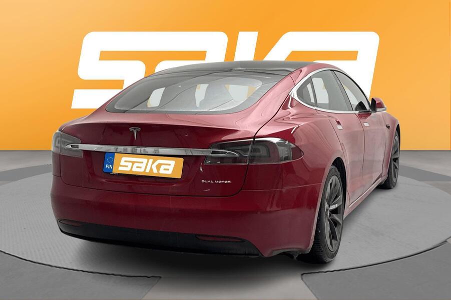 Tesla Model S vaihtoauto