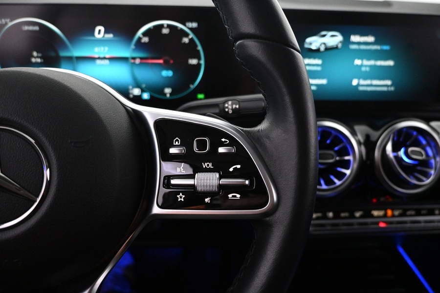 Mercedes-Benz EQA vaihtoauto