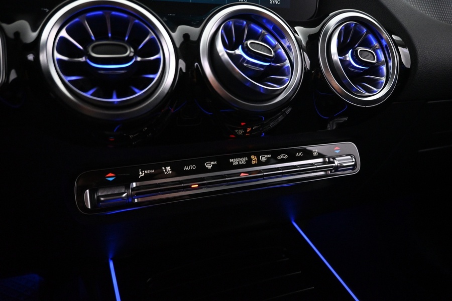 Mercedes-Benz EQA vaihtoauto