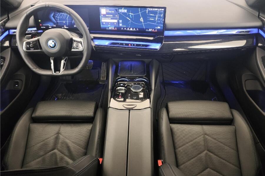 BMW i5 vaihtoauto