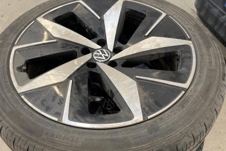 Volkswagen ID.4 vaihtoauto