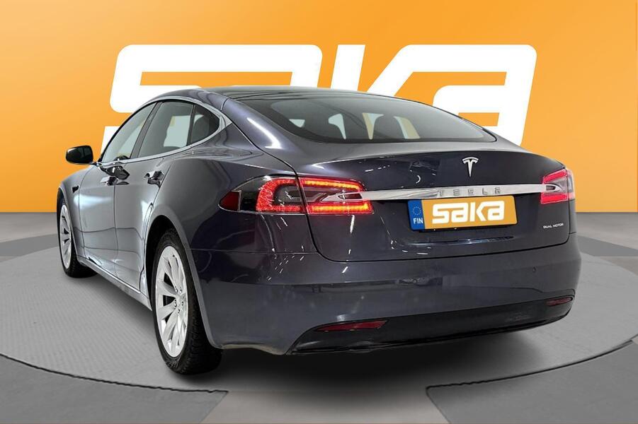Tesla Model S vaihtoauto