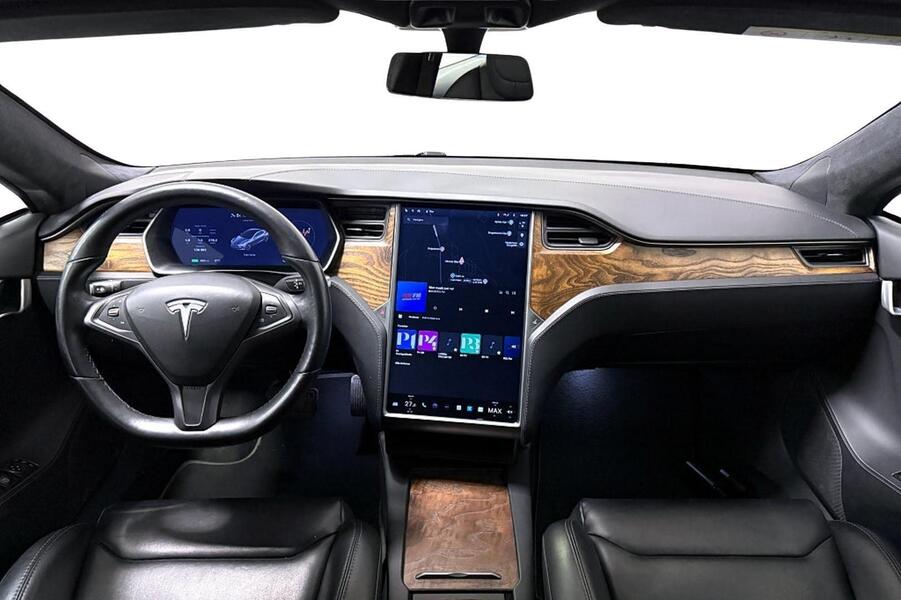 Tesla Model S vaihtoauto