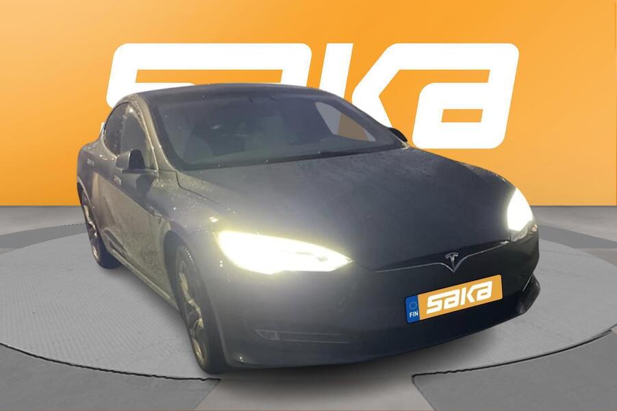 Tesla Model S vaihtoauto