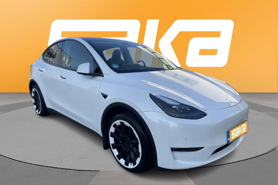 Tesla Model Y vaihtoauto
