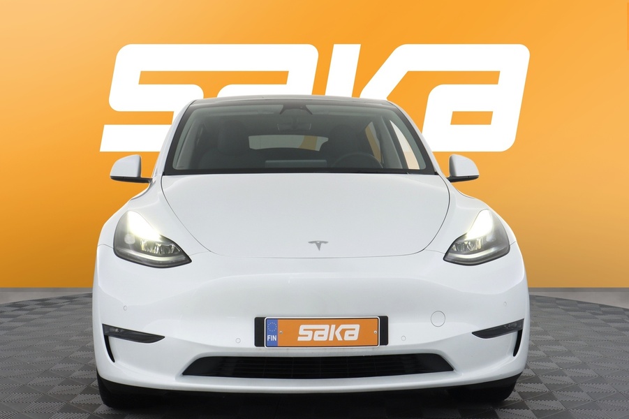 Tesla Model Y vaihtoauto