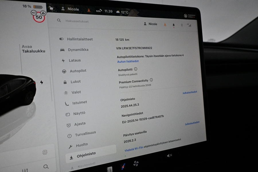Tesla Model 3 vaihtoauto