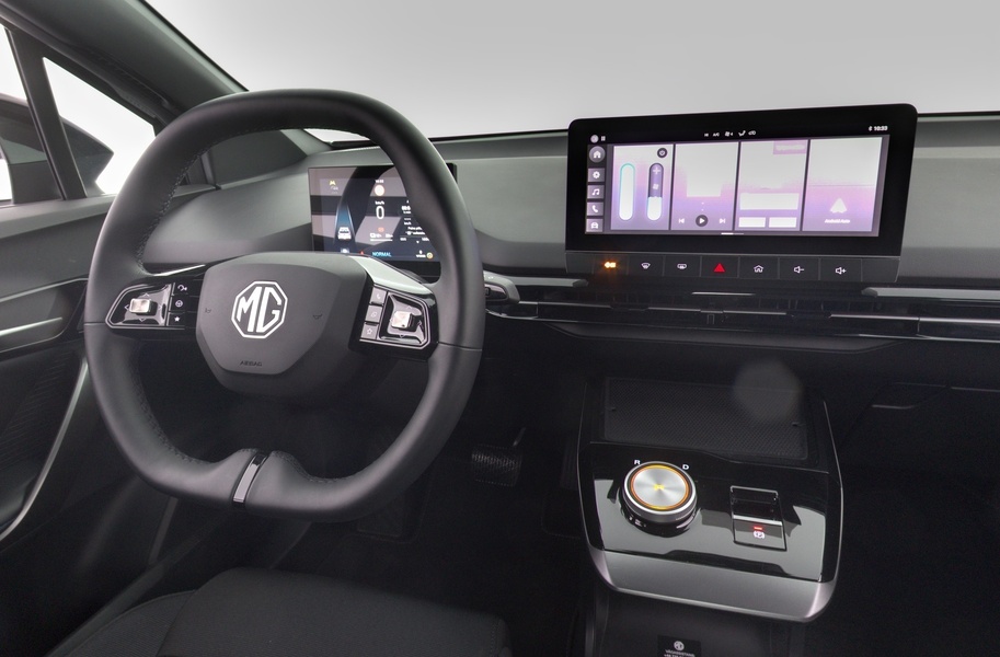 MG MG4 vaihtoauto