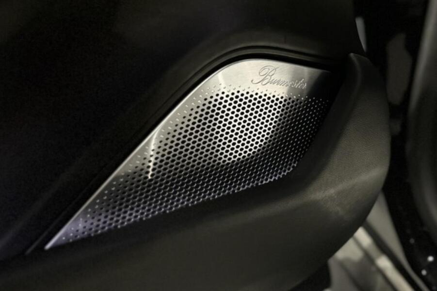 Porsche Taycan vaihtoauto
