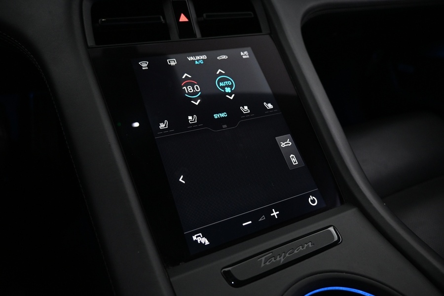 Porsche Taycan vaihtoauto