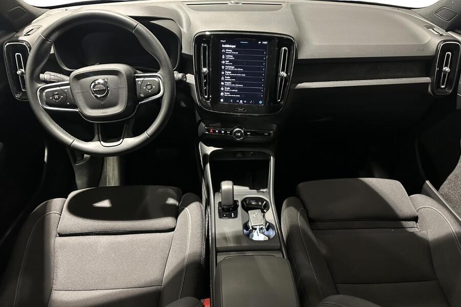 Volvo EX40 vaihtoauto