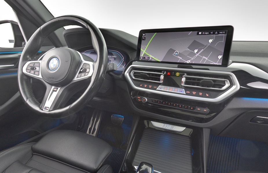 BMW iX3 vaihtoauto