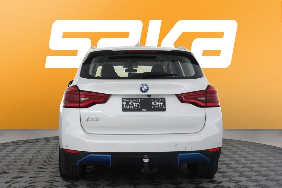 BMW iX3 vaihtoauto