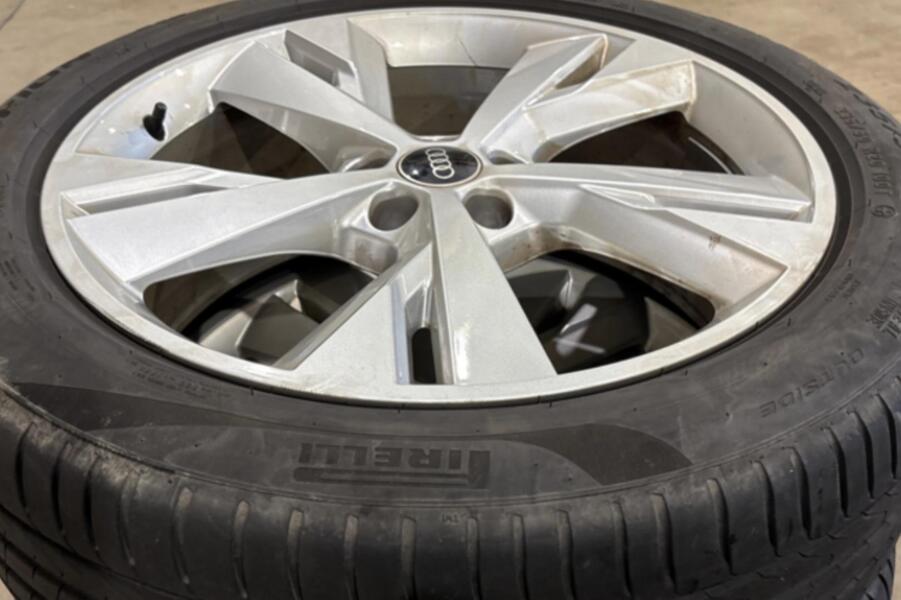 Audi Q4 e-tron vaihtoauto