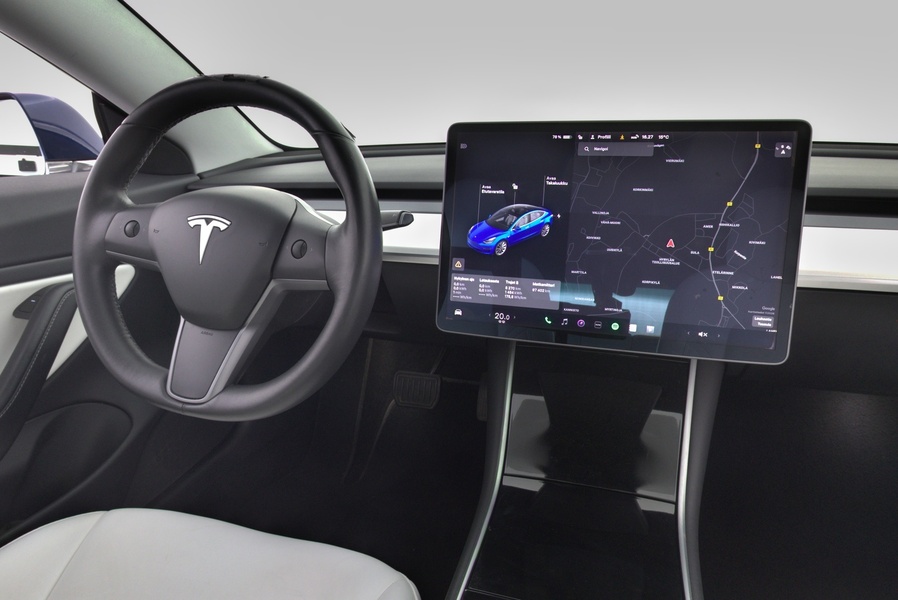 Tesla Model 3 vaihtoauto