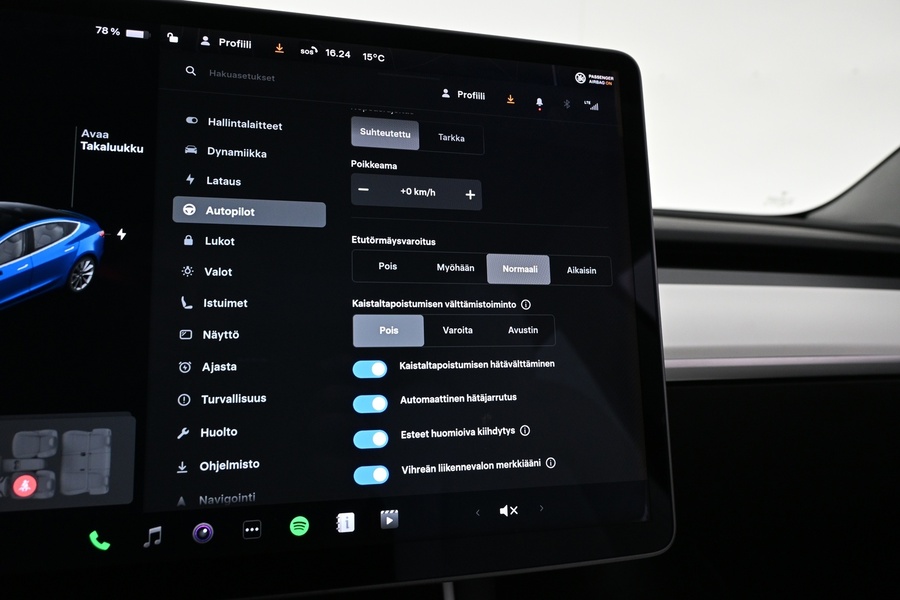Tesla Model 3 vaihtoauto