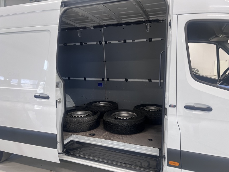 Mercedes-Benz Sprinter vaihtoauto