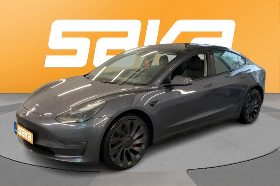 Tesla Model 3 vaihtoauto
