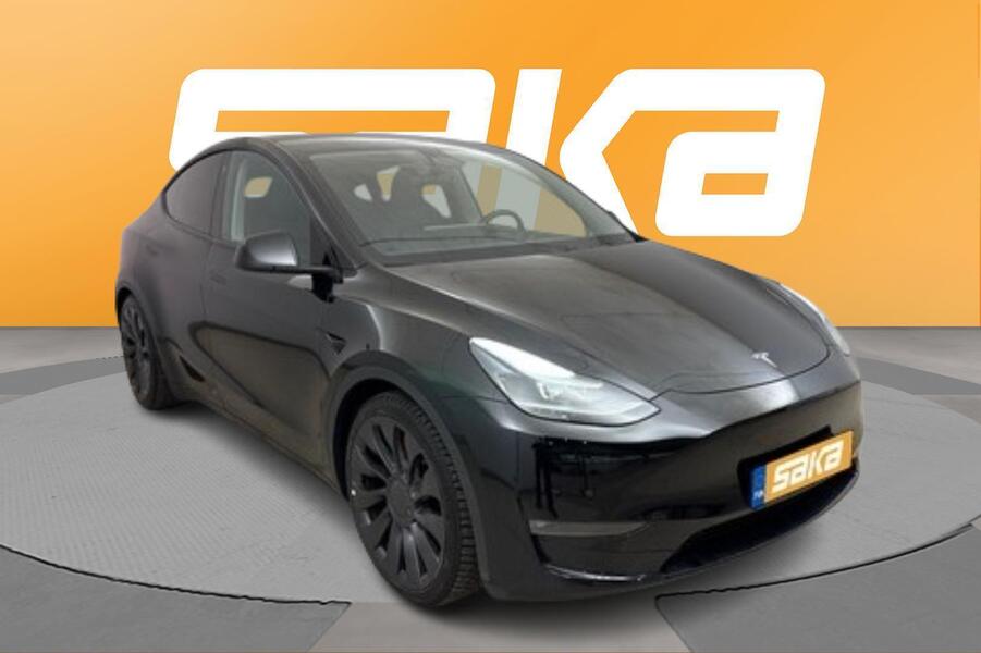 Tesla Model Y vaihtoauto