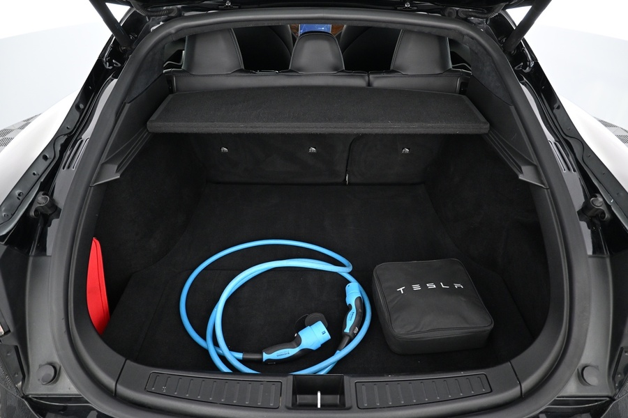 Tesla Model S vaihtoauto