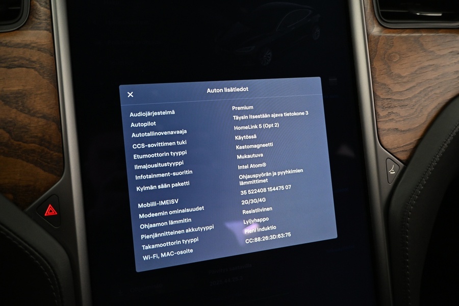 Tesla Model S vaihtoauto