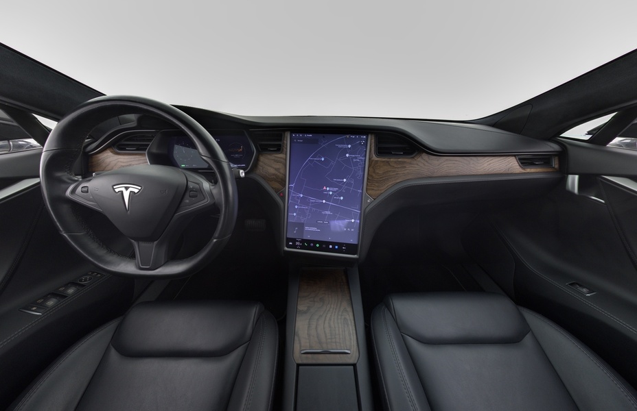 Tesla Model S vaihtoauto