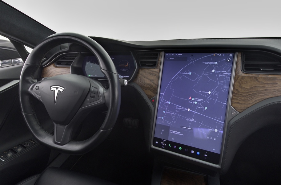 Tesla Model S vaihtoauto