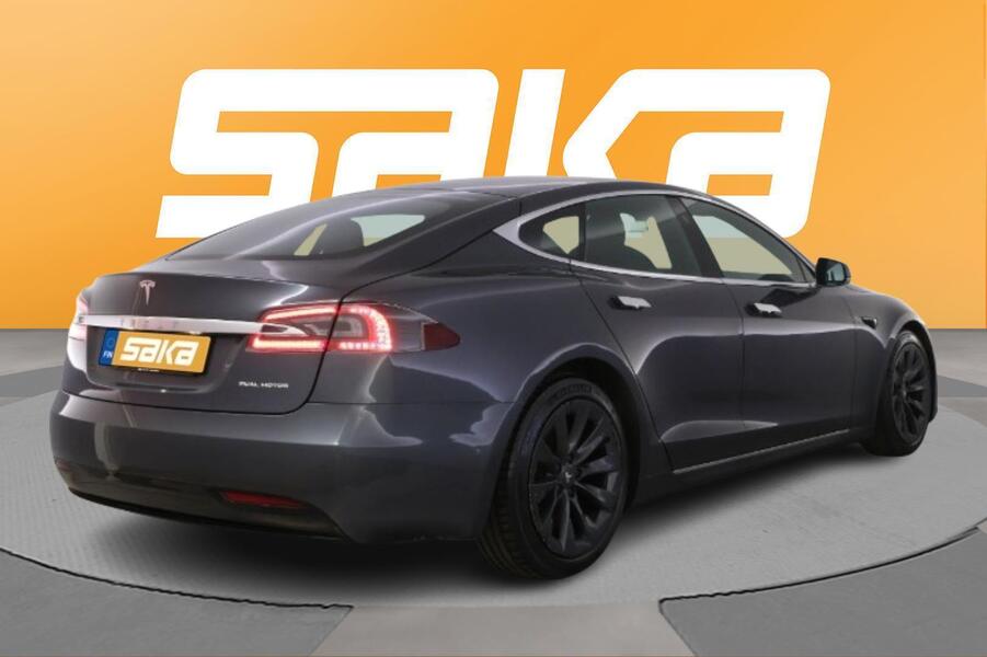 Tesla Model S vaihtoauto