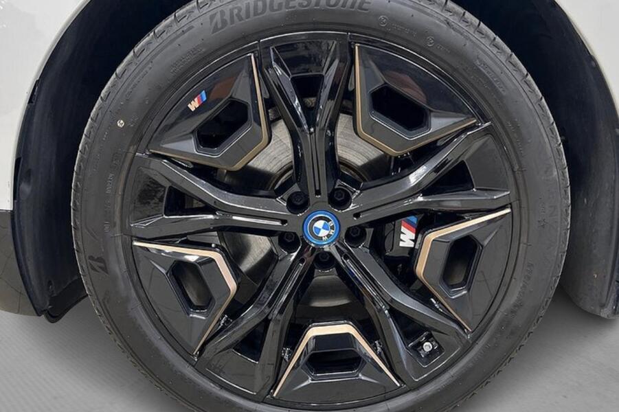 BMW iX M60 vaihtoauto