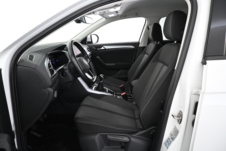 Volkswagen T-Roc vaihtoauto