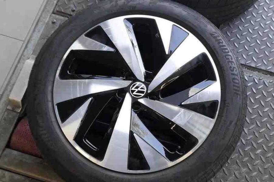 Volkswagen ID.4 vaihtoauto