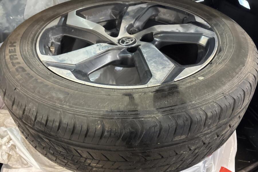 Toyota RAV4 vaihtoauto