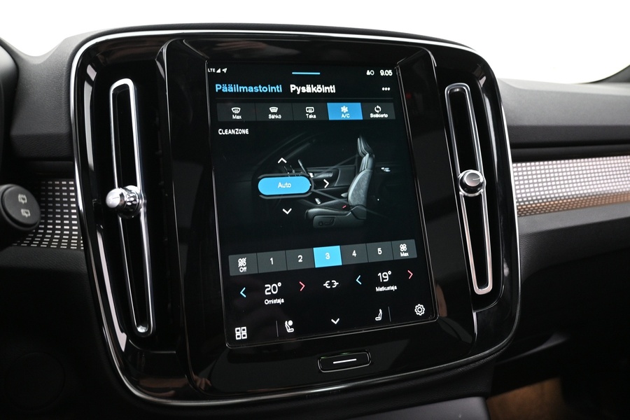 Volvo XC40 vaihtoauto