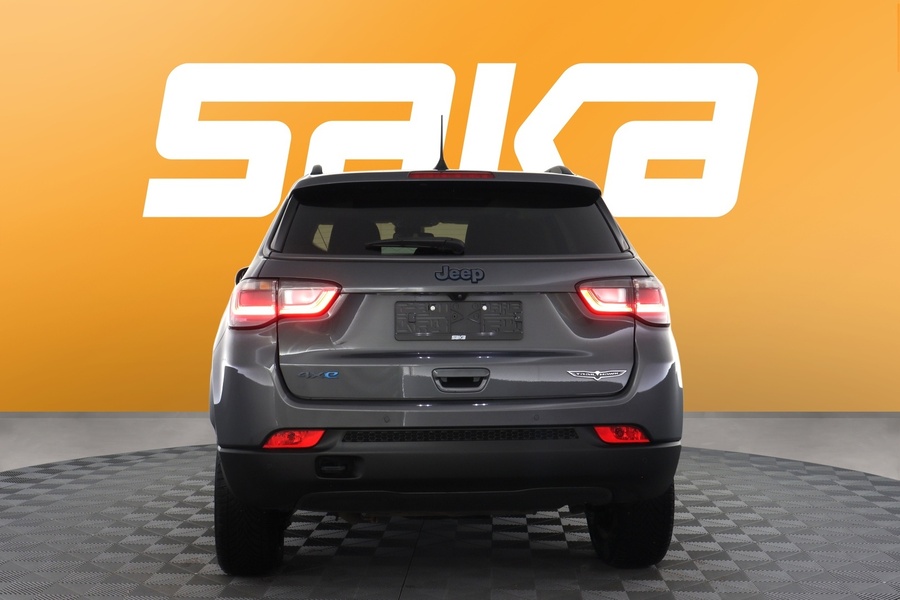 Jeep Compass vaihtoauto