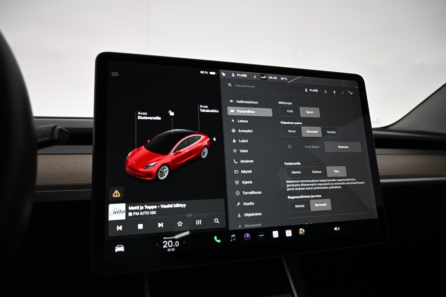 Tesla Model 3 vaihtoauto