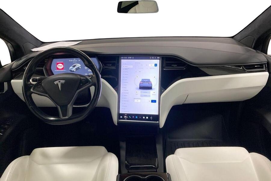 Tesla Model X vaihtoauto