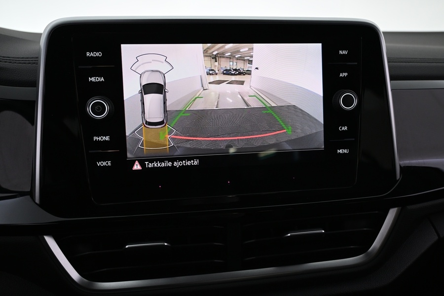 Volkswagen T-Roc vaihtoauto