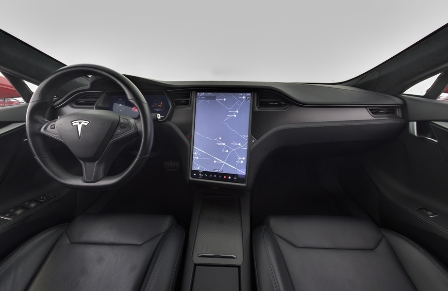 Tesla Model S vaihtoauto