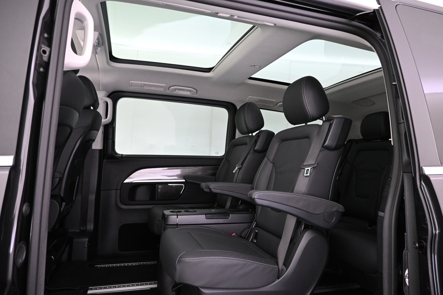 Mercedes-Benz EQV vaihtoauto