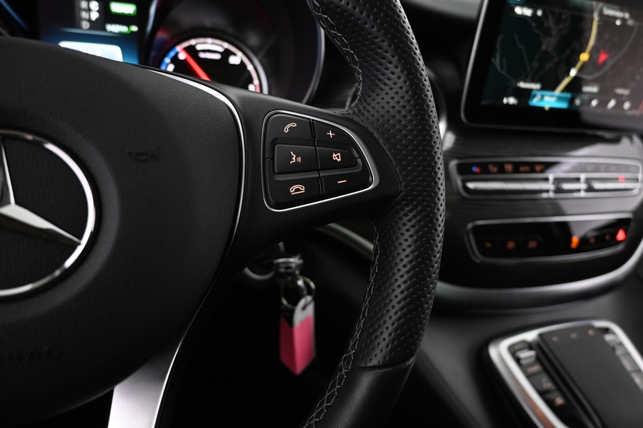 Mercedes-Benz EQV vaihtoauto