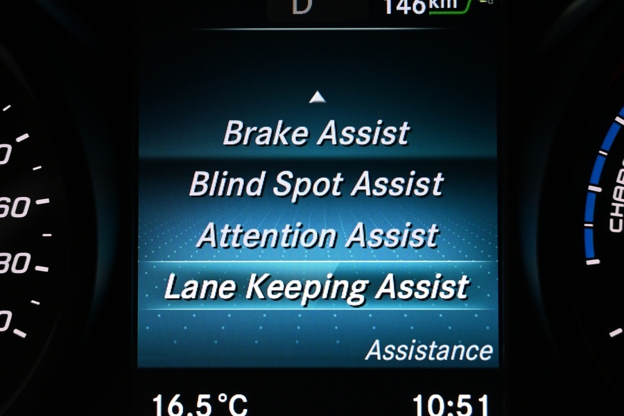 Mercedes-Benz EQV vaihtoauto