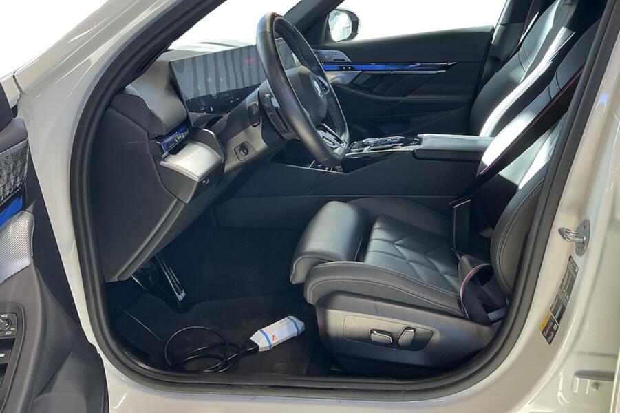 BMW i5 M60 vaihtoauto