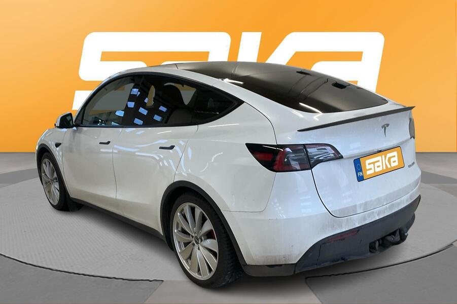 Tesla Model Y vaihtoauto